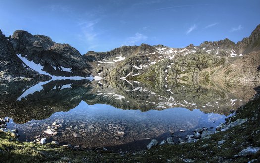 Gebirgsee in den Ötztaler Alpen