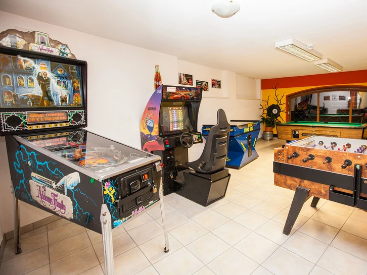 Games room "Las Vegas" at the Hotel Daniel in the Ötztal Games room "Las Vegas" at the Hotel Daniel in the Ötztal